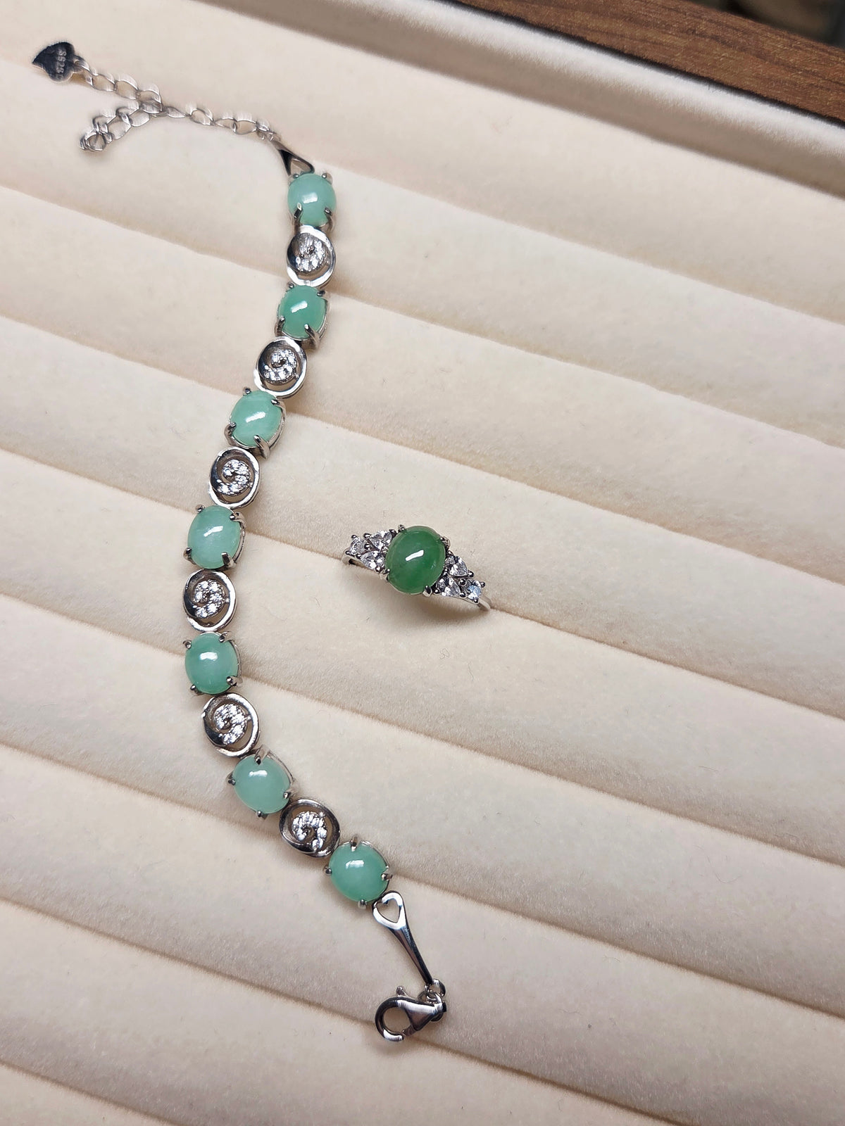 Imperial Grace – Natural Green Jadeite Bracelet & Ring Set