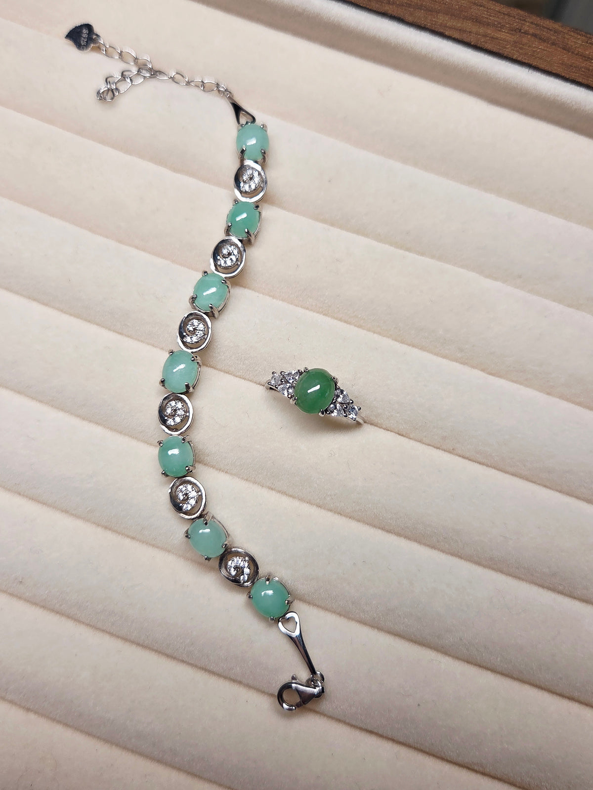Imperial Grace – Natural Green Jadeite Bracelet & Ring Set