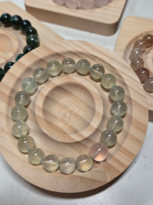 Luminous Prehnite Natural Gemstone Stretch Bracelet
